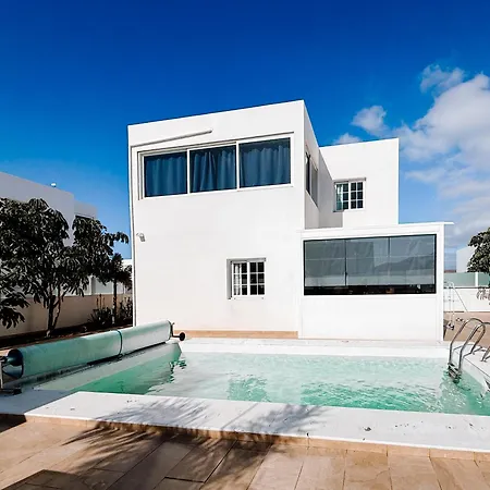 Calendula 4 Bedroom And Private Pool Villa Playa Blanca (Lanzarote)